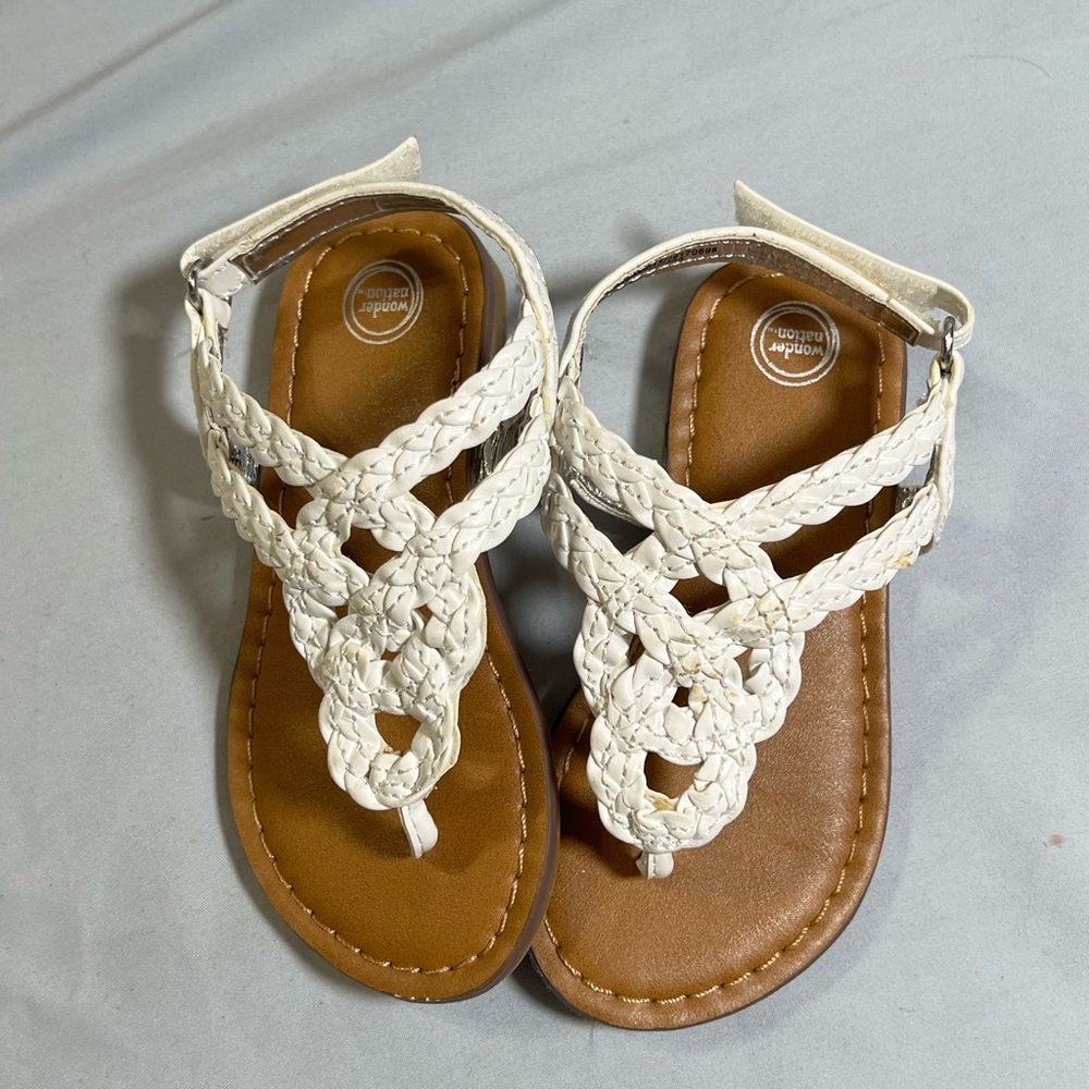NWOT White Sandals